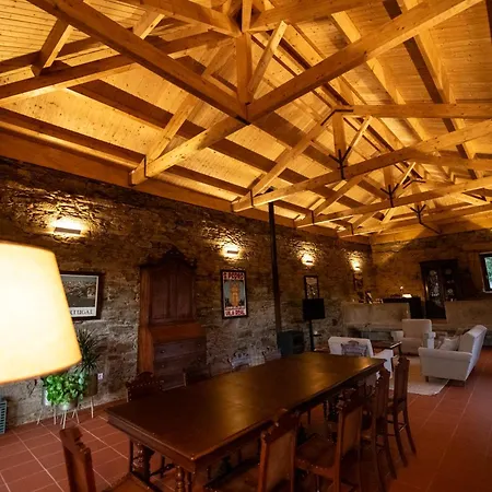 Casa De Tras-o-muro