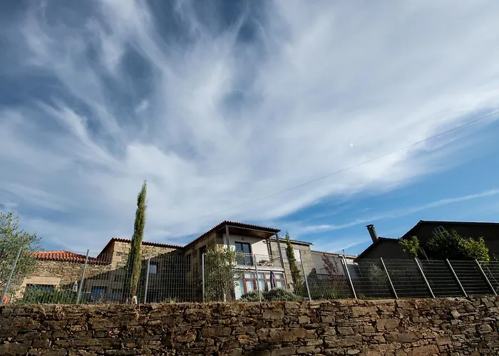 Casa De Tras-o-muro Ferienhaus