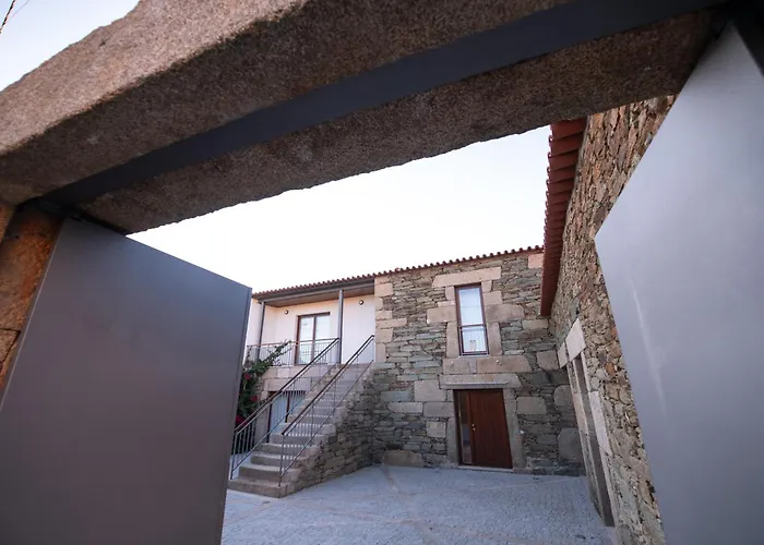 Casa De Tras-o-muro *