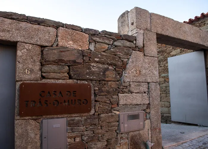 Casa De Tras-o-muro
